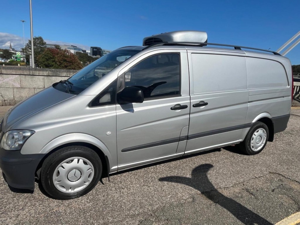 MERCEDES-BENZ VITO