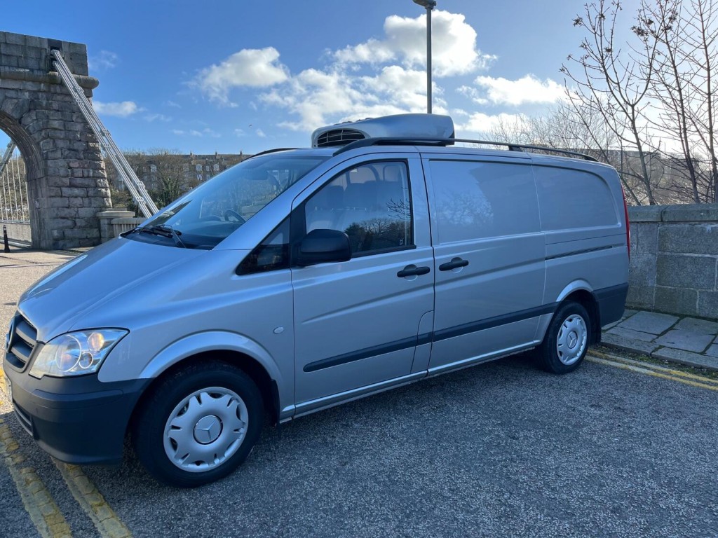 MERCEDES-BENZ VITO