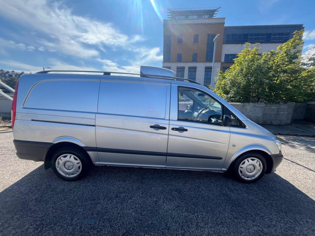 MERCEDES-BENZ VITO