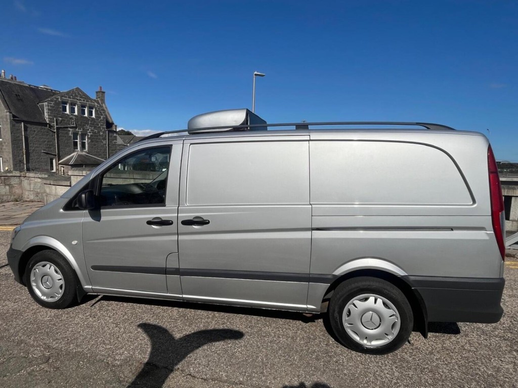 MERCEDES-BENZ VITO