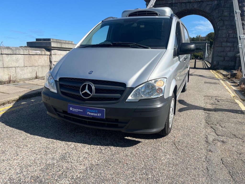 MERCEDES-BENZ VITO