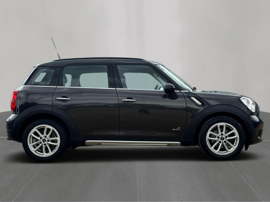 MINI COUNTRYMAN 2.0 Cooper D Auto ALL4 Euro 5 5dr 2014