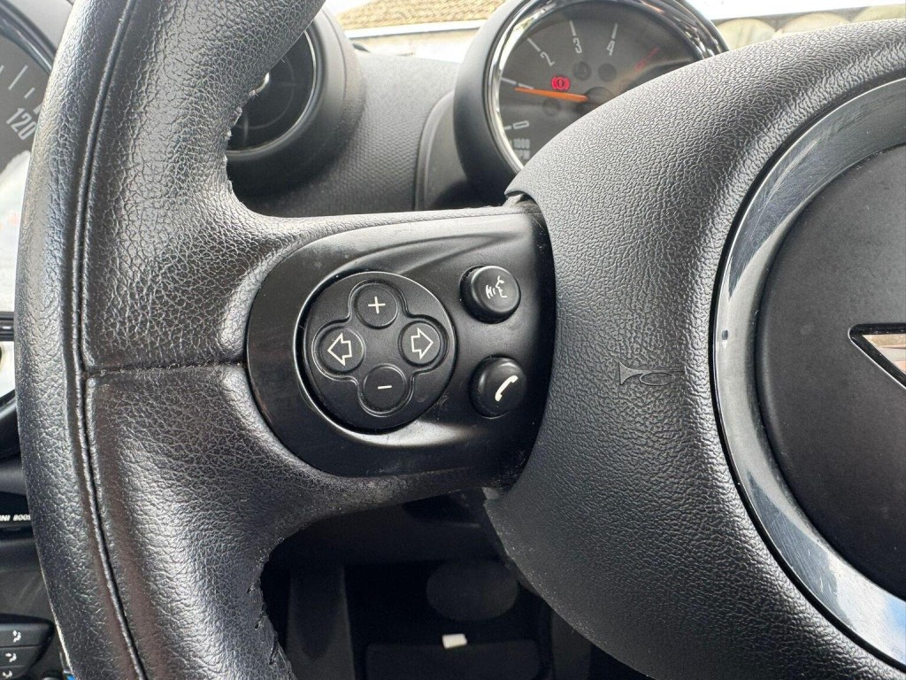 MINI COUNTRYMAN 2.0 Cooper D Auto ALL4 Euro 5 5dr 2014