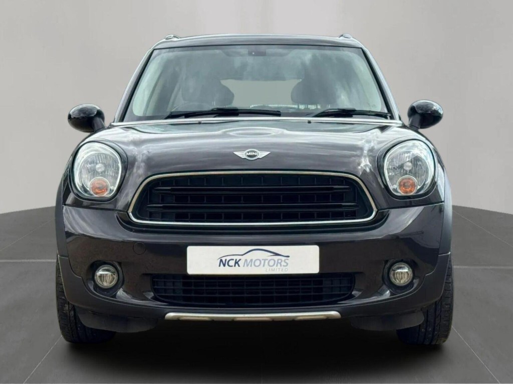 View MINI COUNTRYMAN 2.0 Cooper D Auto ALL4 Euro 5 5dr