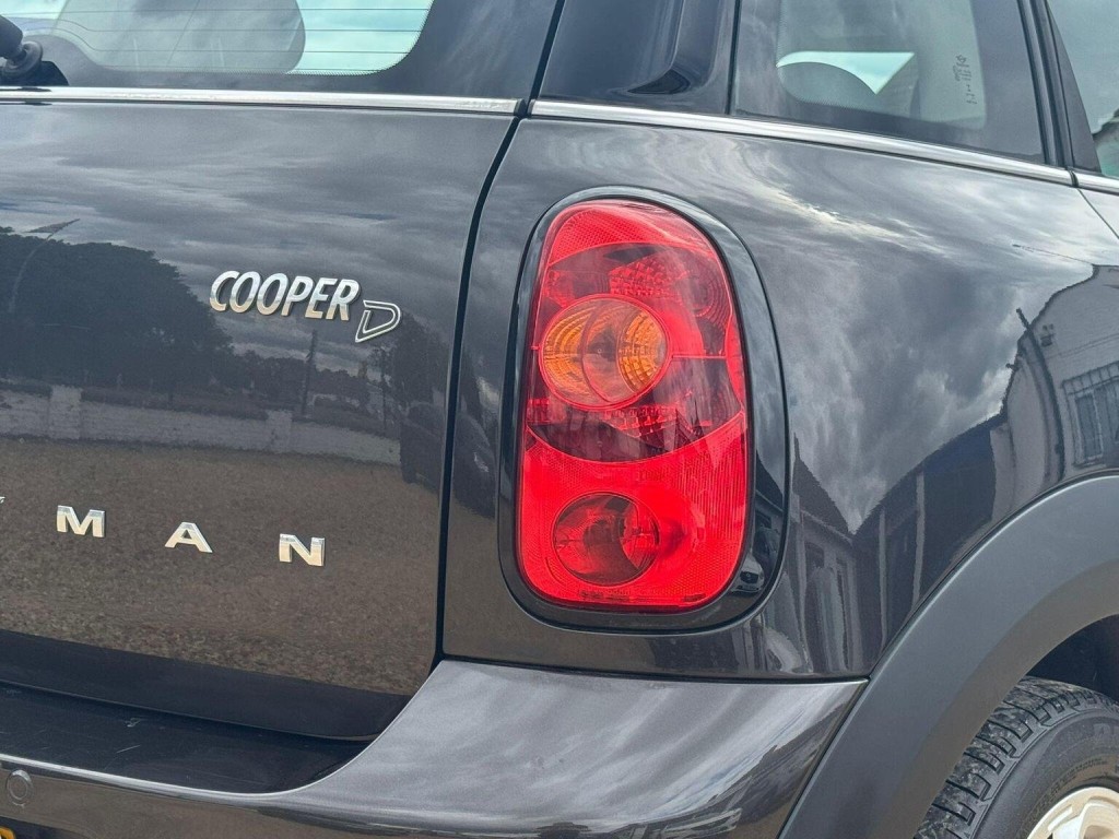 MINI COUNTRYMAN 2.0 Cooper D Auto ALL4 Euro 5 5dr 2014