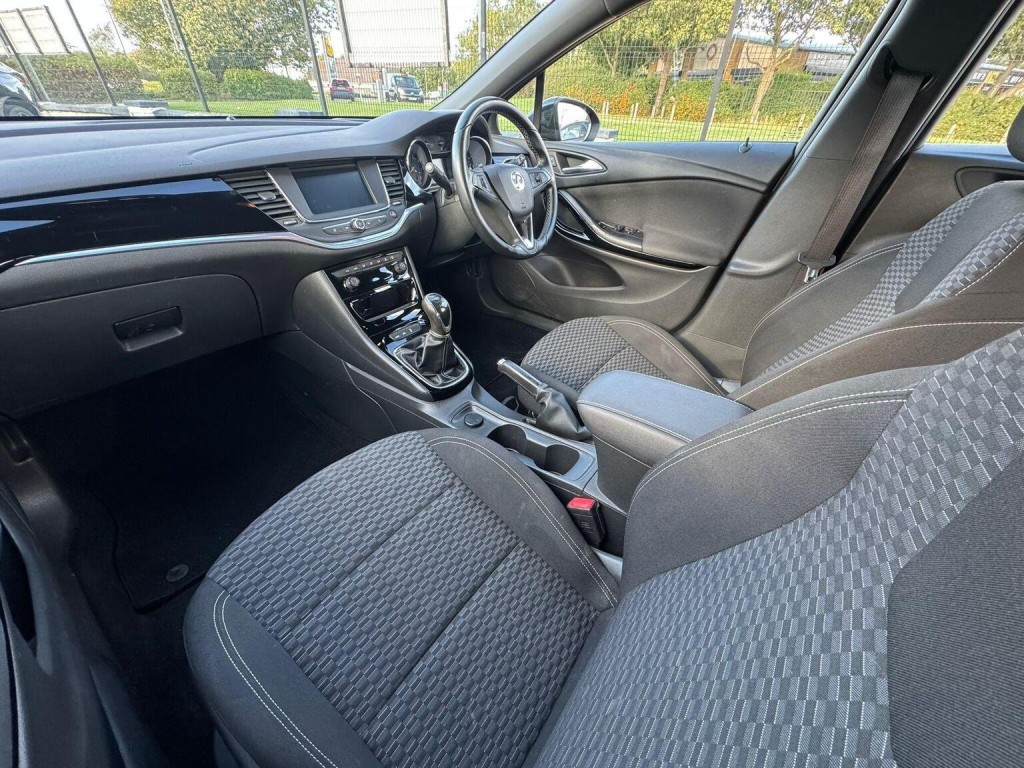 VAUXHALL ASTRA 1.4i Turbo SRi Euro 6 5dr 2016