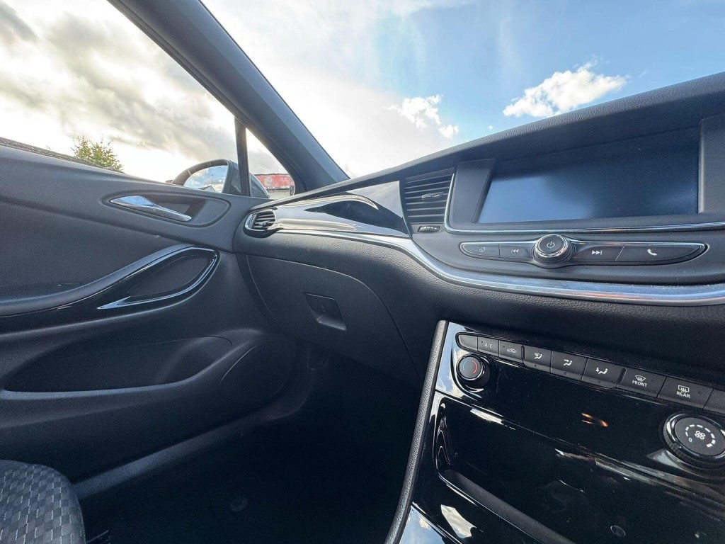 VAUXHALL ASTRA 1.4i Turbo SRi Euro 6 5dr 2016