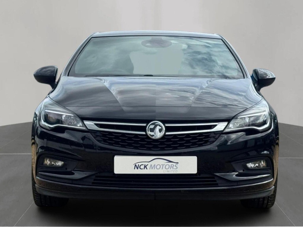 View VAUXHALL ASTRA 1.4i Turbo SRi Euro 6 5dr