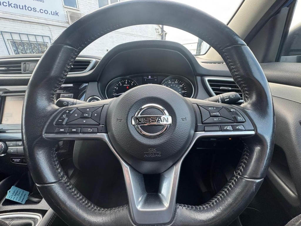 NISSAN QASHQAI 1.2 DIG-T N-Connecta Euro 6 (s/s) 5dr 2018