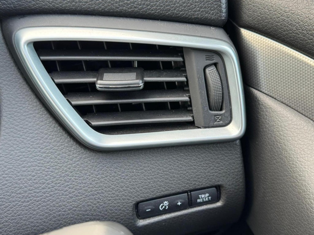 NISSAN QASHQAI 1.2 DIG-T N-Connecta Euro 6 (s/s) 5dr 2018