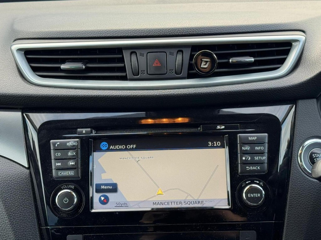 NISSAN QASHQAI 1.2 DIG-T N-Connecta Euro 6 (s/s) 5dr 2018