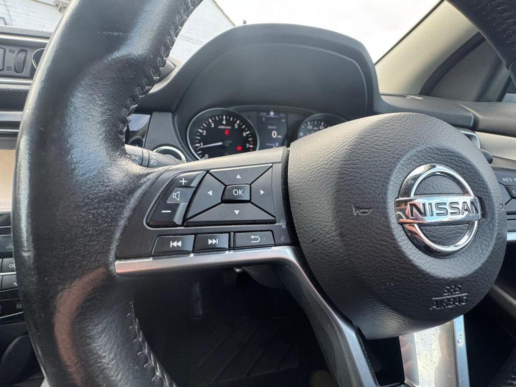 NISSAN QASHQAI 1.2 DIG-T N-Connecta Euro 6 (s/s) 5dr 2018