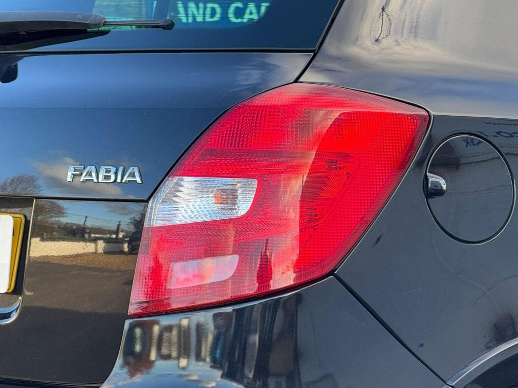 SKODA FABIA 1.2 TSI Black Edition Euro 5 5dr 2014