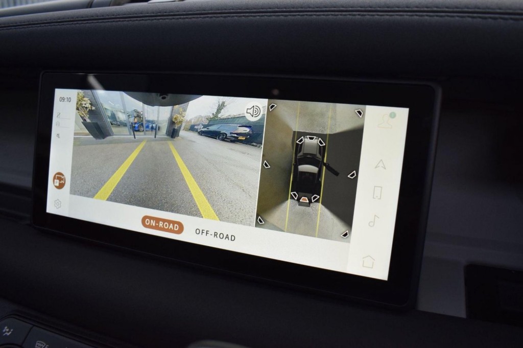 LAND ROVER DEFENDER 90