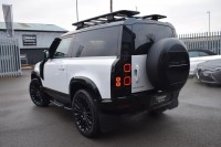 LAND ROVER DEFENDER 90