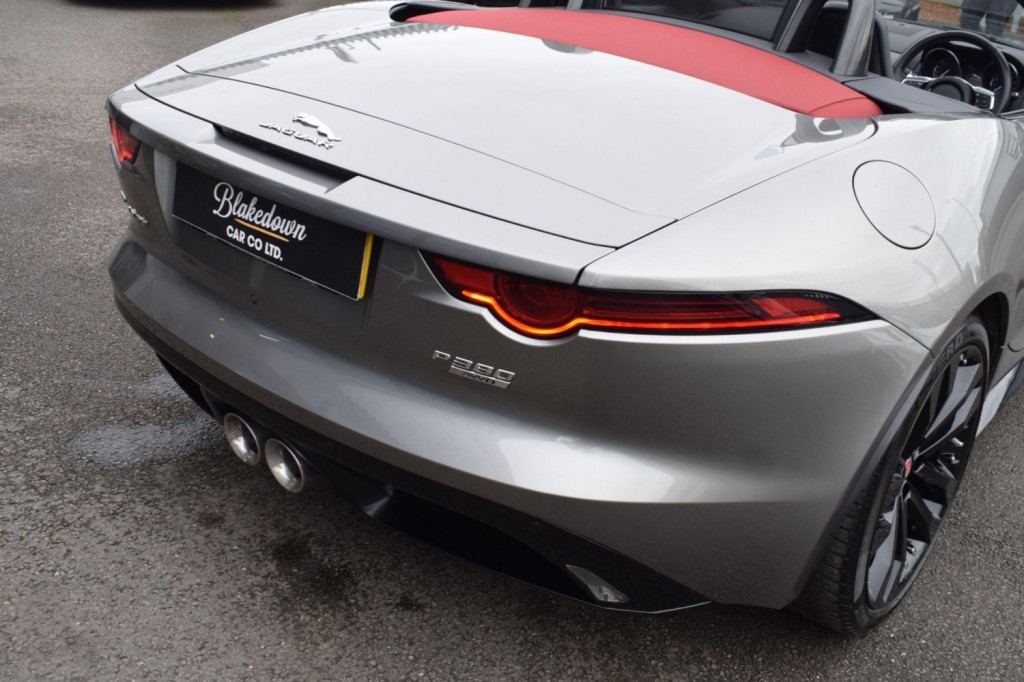 JAGUAR F-TYPE