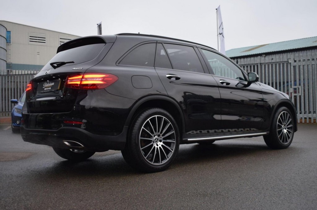 MERCEDES-BENZ GLC
