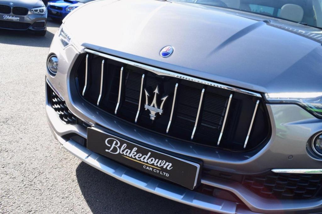 MASERATI LEVANTE