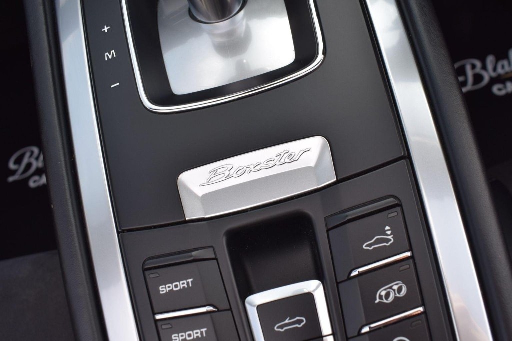 PORSCHE BOXSTER