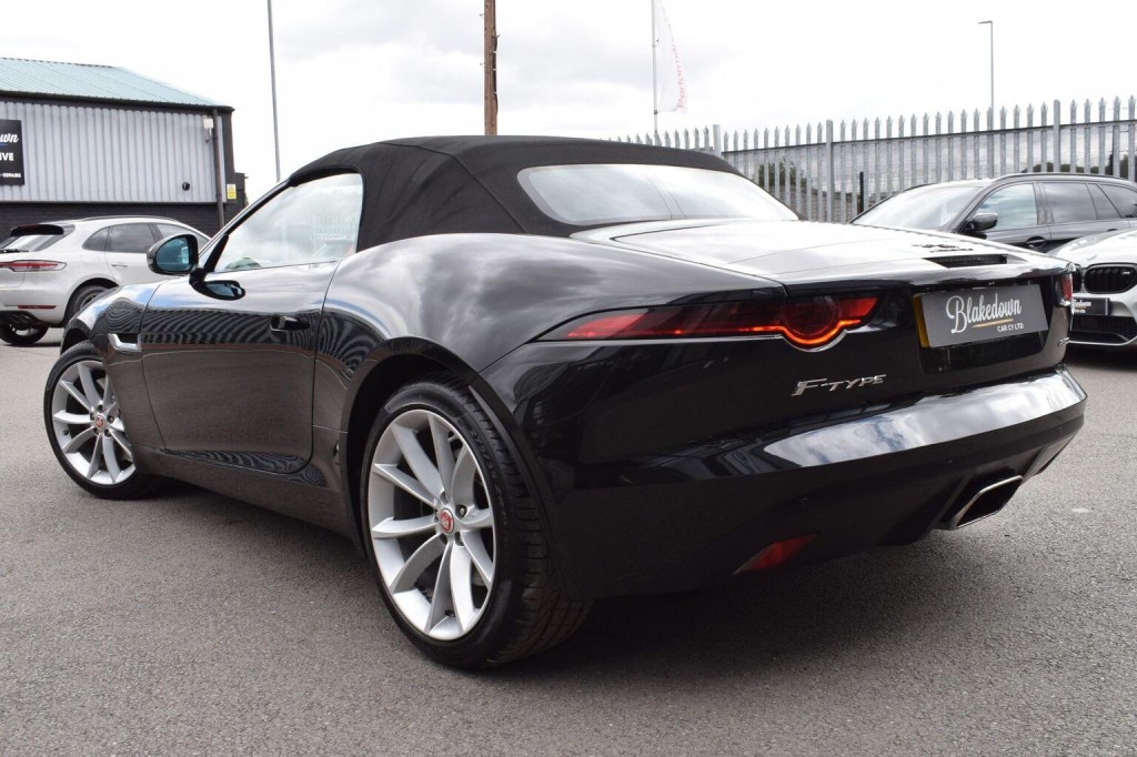 JAGUAR F-TYPE