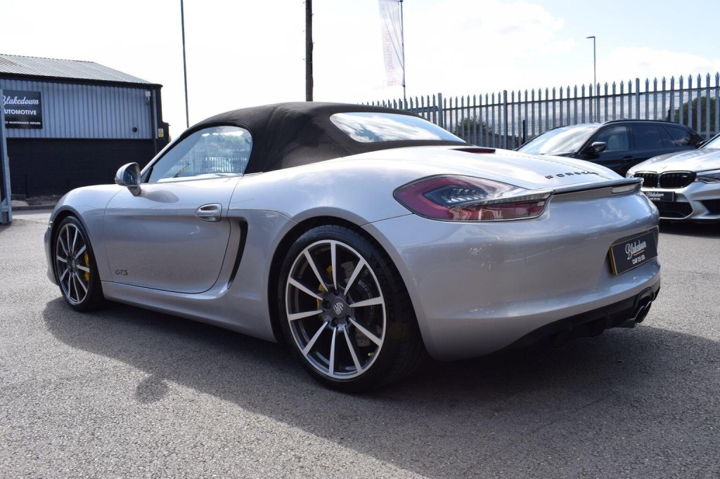 PORSCHE BOXSTER