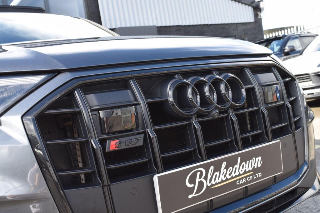 AUDI SQ7