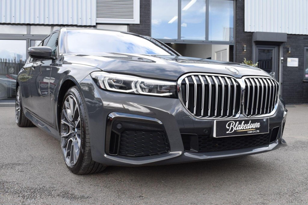 BMW 7 SERIES