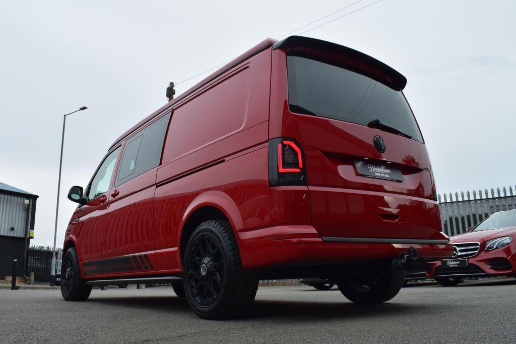 VOLKSWAGEN TRANSPORTER