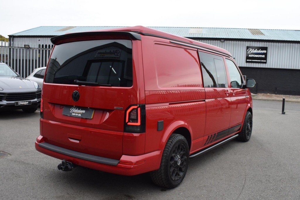 VOLKSWAGEN TRANSPORTER