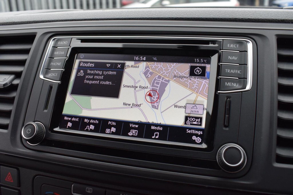 VOLKSWAGEN TRANSPORTER