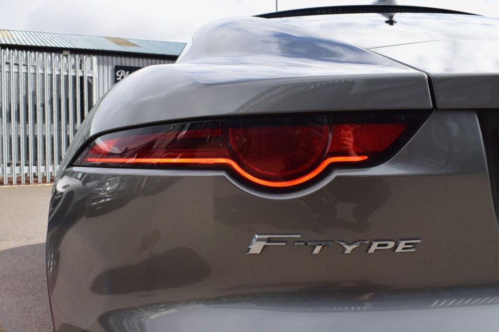 JAGUAR F-TYPE