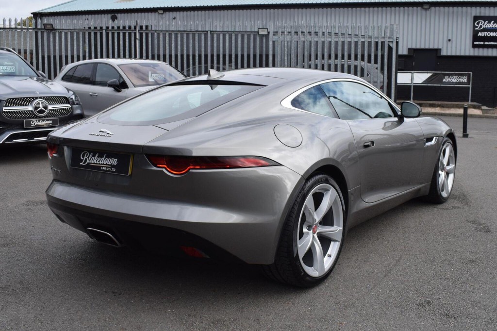 JAGUAR F-TYPE