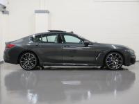 BMW 8 SERIES