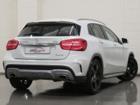 MERCEDES-BENZ GLA CLASS