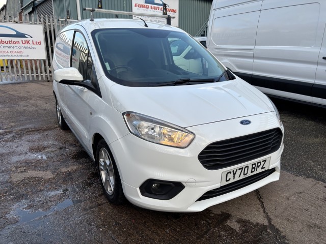 FORD TRANSIT COURIER