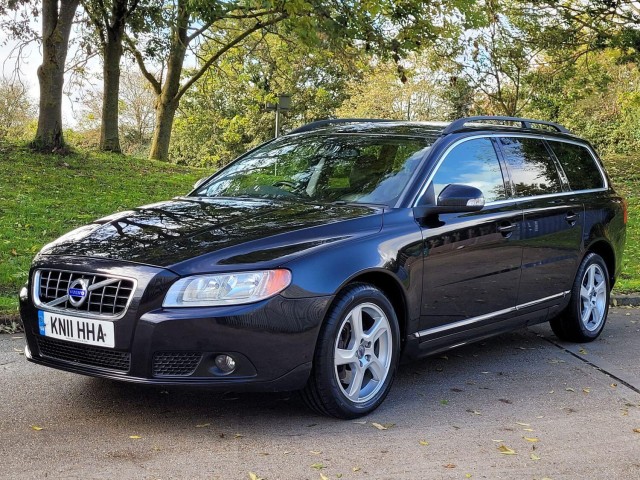 VOLVO V70 2.0 D3 SE