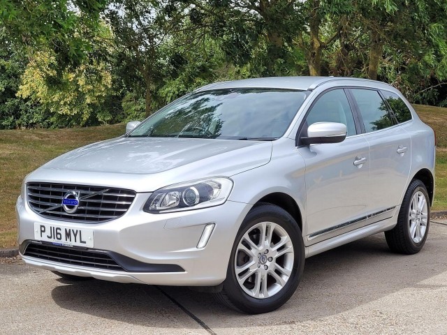 VOLVO XC60 2.4 SE Lux Nav D4 AWD