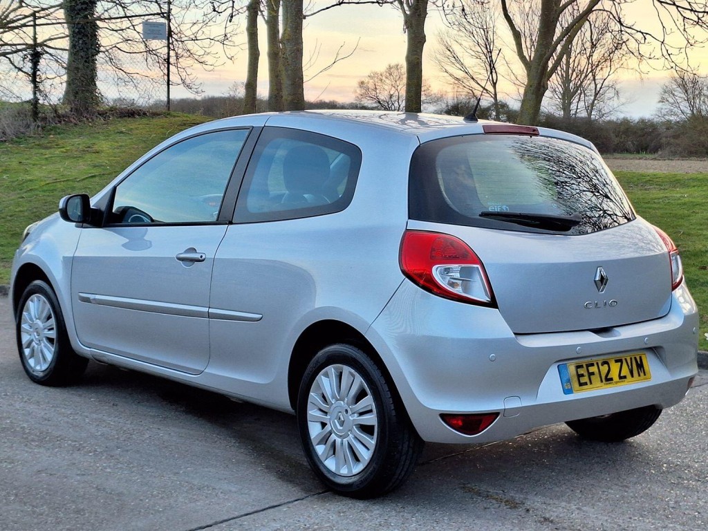 RENAULT CLIO