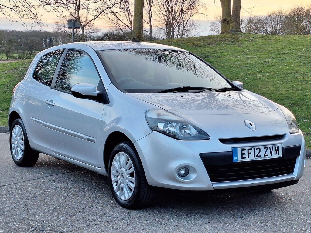 RENAULT CLIO