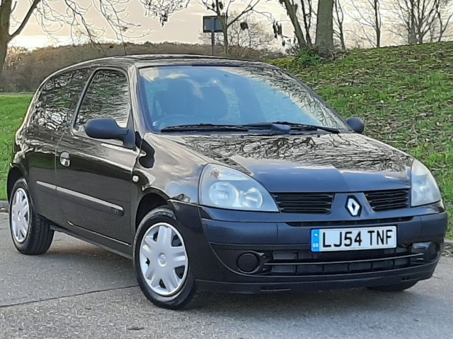 RENAULT CLIO EXPRESSION 16V - SORRY NOW SOLD -