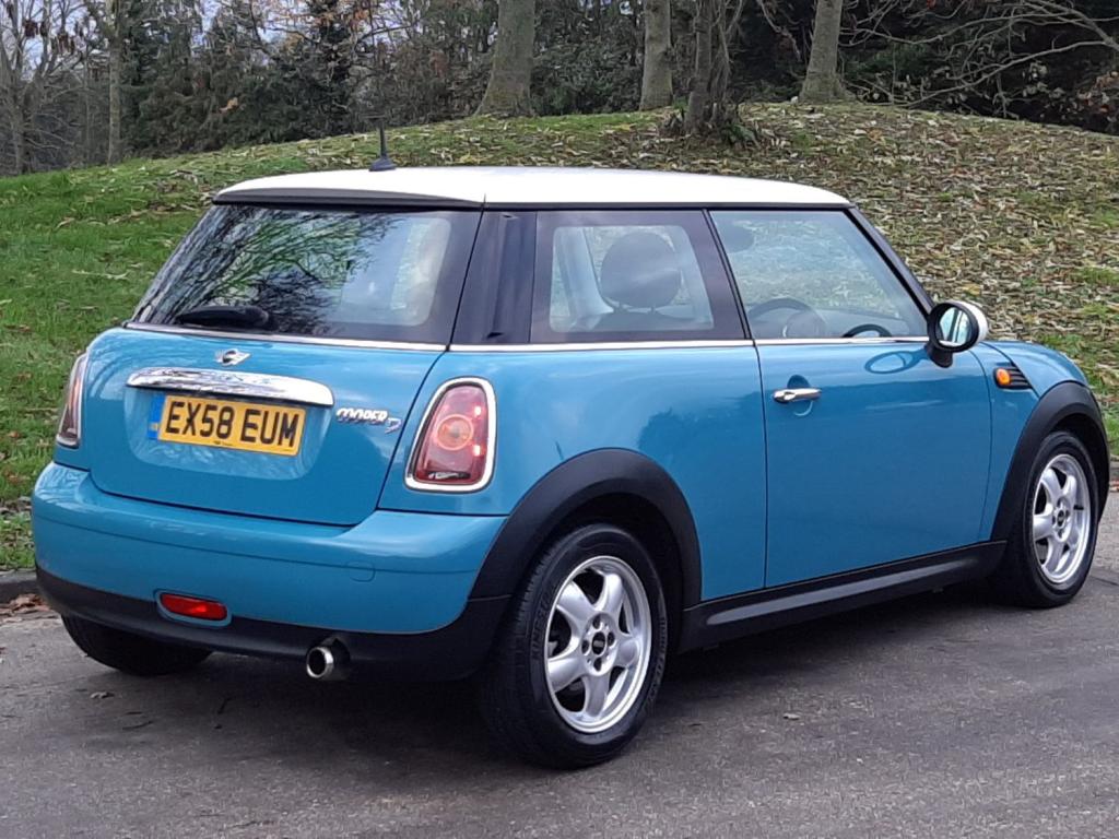 MINI HATCH COOPER