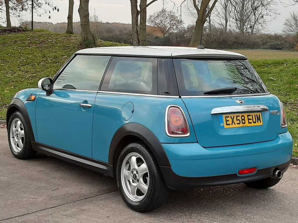MINI HATCH COOPER