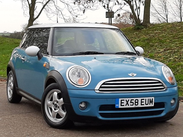 MINI HATCH COOPER COOPER D - SORRY NOW SOLD -