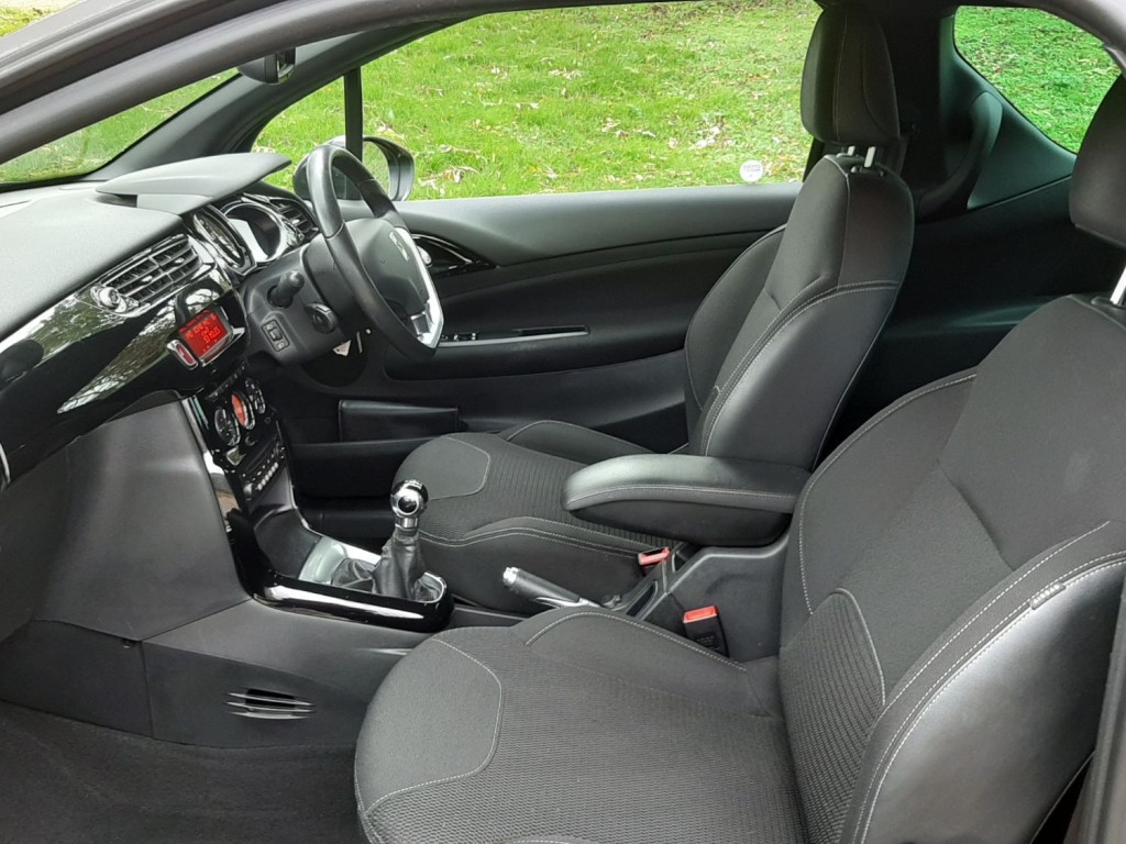 CITROEN DS3