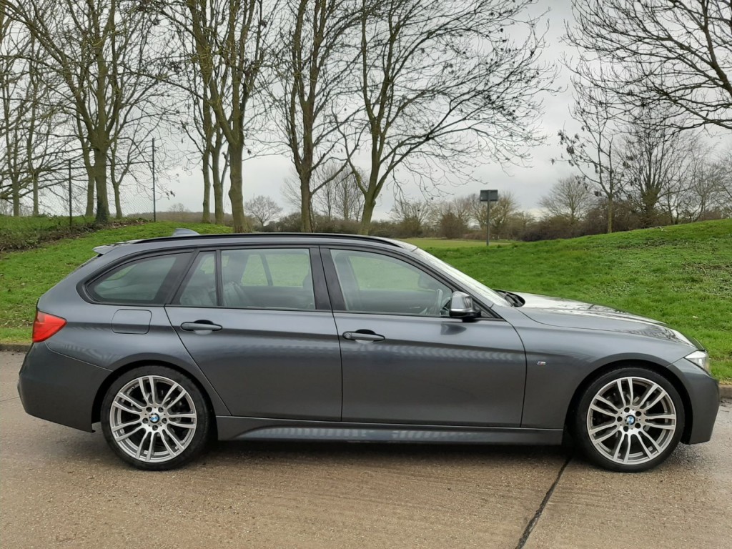 BMW 3 SERIES