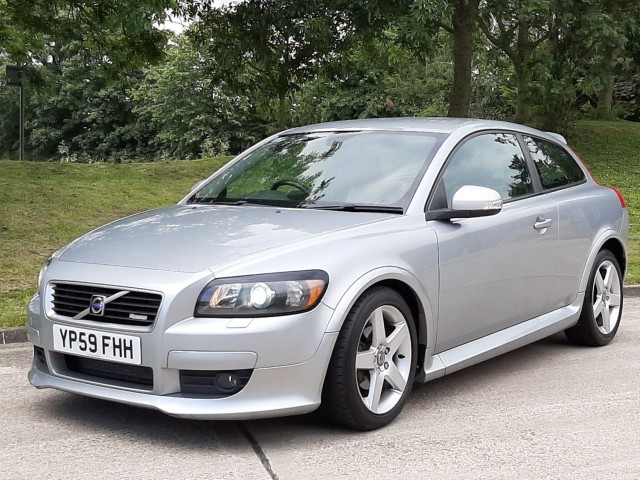 VOLVO C30 D DRIVE R-DESIGN - DEPOSIT NOW TAKEN