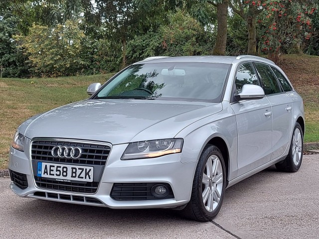 AUDI A4 AVANT TDI DPF SE - DEPOSIT TAKEN