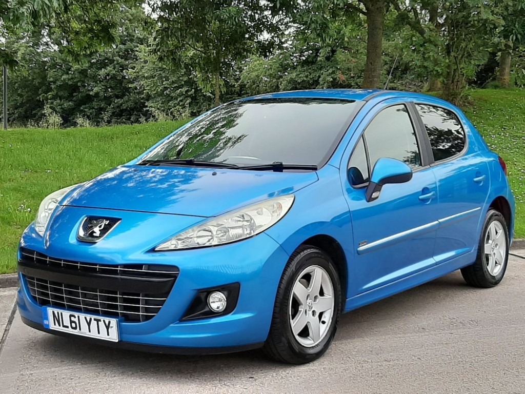 PEUGEOT 207