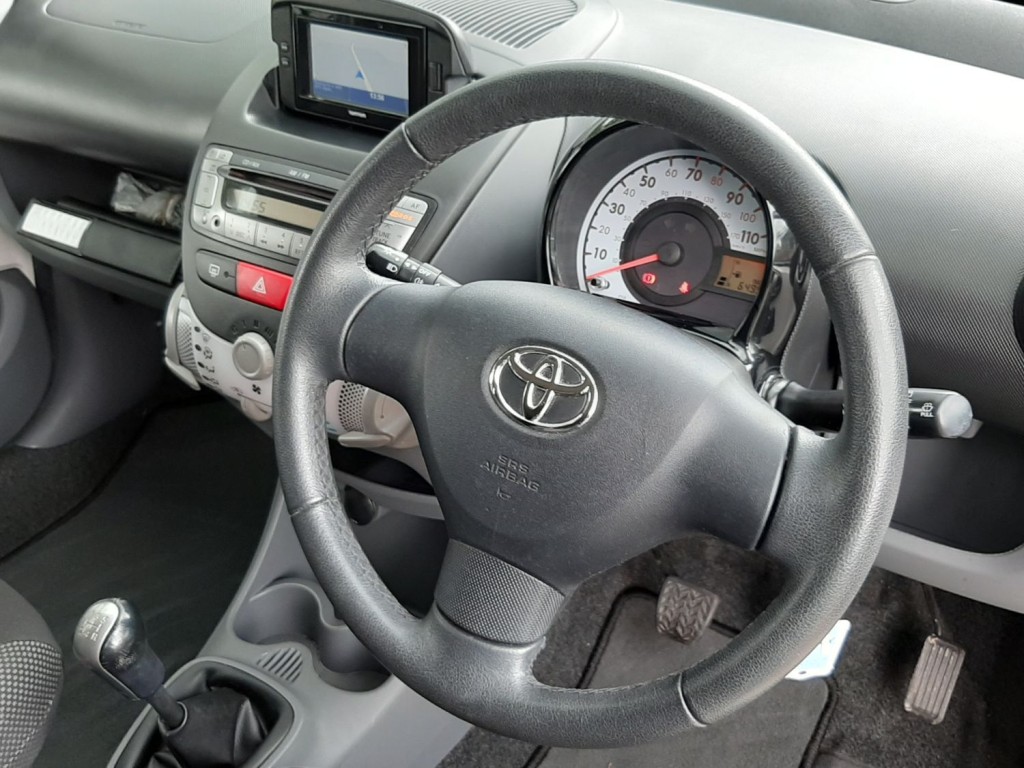 TOYOTA AYGO