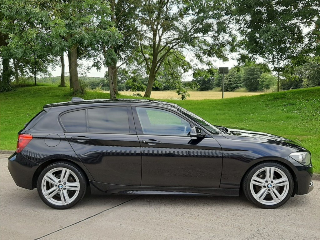 BMW 1 SERIES